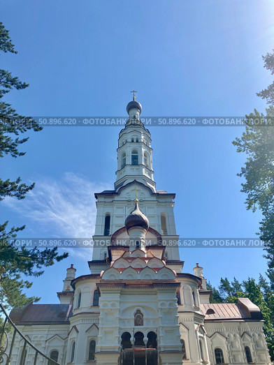Храм Казанской иконы Божией Матери. Зеленогорск, Ленинградская область. Редакционное фото, фотограф Ирина Курносова / Фотобанк Лори