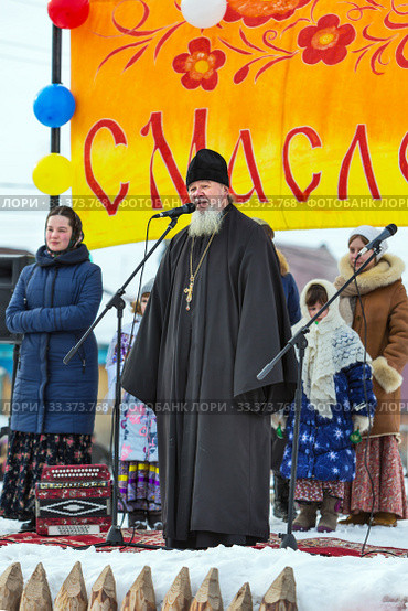 Иеромонах Владимир (в миру Василий Бирюков) - настоятель кафедрального Преображенского храма города Бердска. Город Бердск, Новосибирская область, Западная Сибирь, Россия (2020 год). Редакционное фото, фотограф Евгений Мухортов / Фотобанк Лори