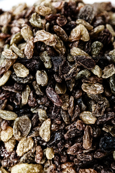 in the bazzar lots of dried  raisin fruits like healty food concept. Стоковое фото, агентство Ingram Publishing / Фотобанк Лори