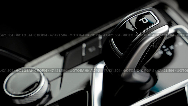 Interior of a modern car and gearshift seolator. Стоковое фото, фотограф Igor Skripachev / Фотобанк Лори