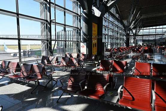 Interior of International Airport Nursultan Nazarbayev in Astana, Kazakhstan (2023 год). Редакционное фото, фотограф Алексей Кузнецов / Фотобанк Лори