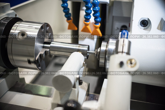 Intragrinding machine during operation. Стоковое фото, фотограф Андрей Радченко / Фотобанк Лори
