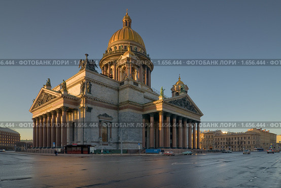 Исаакиевский собор. Санкт-Петербург (2010 год). Редакционное фото, фотограф Александр Алексеев / Фотобанк Лори