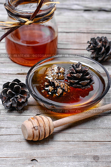 jam from the young fir cones. Стоковое фото, агентство Ingram Publishing / Фотобанк Лори