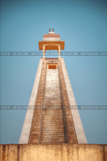 Jantar Mantar - the observatory, built in 1727-1734 gg. Rajput by Maharaja Sawai Jai Singh in which he founded shortly before the city of Jaipur. Стоковое фото, агентство Ingram Publishing / Фотобанк Лори