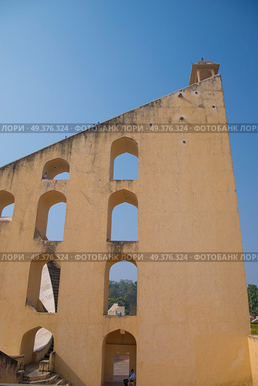 Jantar Mantar - the observatory, built in 1727-1734 gg. Rajput by Maharaja Sawai Jai Singh in which he founded shortly before the city of Jaipur. Стоковое фото, агентство Ingram Publishing / Фотобанк Лори