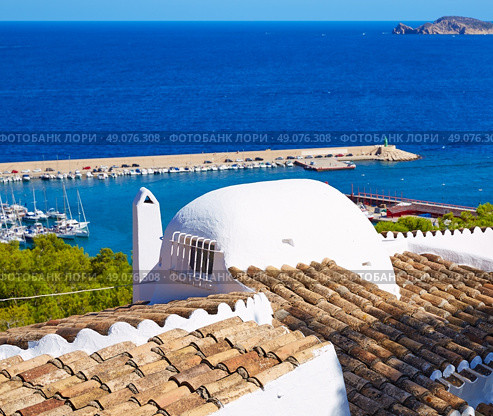 Javea Xabia village aerial view in Mediterranean sea of Alicante spain. Стоковое фото, агентство Ingram Publishing / Фотобанк Лори