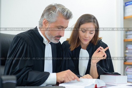 judges in office. Стоковое фото, агентство Ingram Publishing / Фотобанк Лори