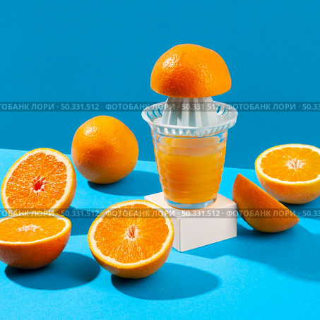 juice maker oranges. High resolution photo. juice maker oranges. High quality photo. Стоковое фото, агентство Ingram Publishing / Фотобанк Лори