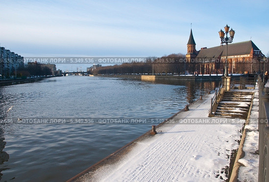 Калининград. Набережная (2013 год). Редакционное фото, фотограф Svet / Фотобанк Лори