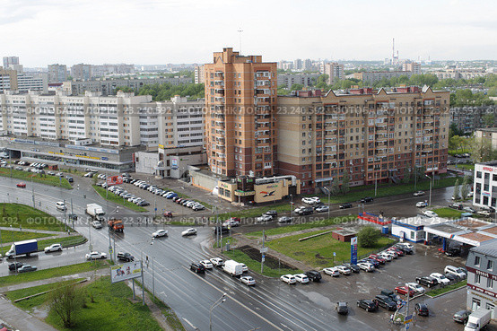 Казань, пересечение улиц Бондаренко и Чистопольской (2016 год). Редакционное фото, фотограф Дмитрий Неумоин / Фотобанк Лори