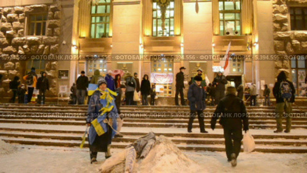 Киевская городская администрация, митинг в Киеве на Крещатике ("Евромайдан") в связи с решением Украины о приостановке ассоциации с Евросоюзом (09.12.13) (2013 год). Редакционное видео, видеограф FMRU / Фотобанк Лори