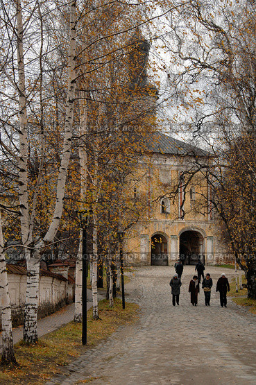 Кирилло-Белозерский монастырь в городе Кириллове, Вологодская область (2011 год). Редакционное фото, фотограф Оглоблин Андрей Николаевич / Фотобанк Лори