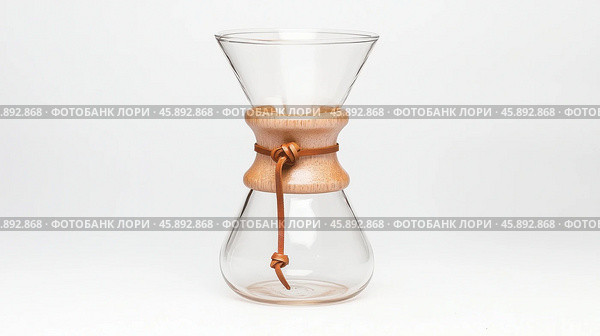 Кофемашина Chemex для идеального заваривания кофе дома. Стоковое AI-изображение, AI-художник ФотоИнтеллект / Фотобанк Лори