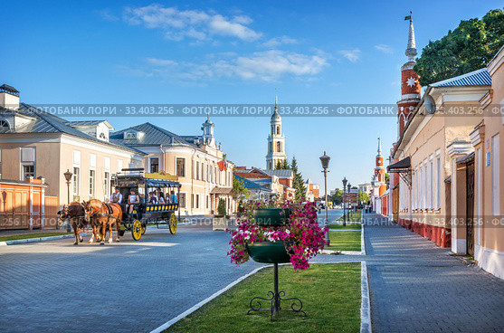 Коломенская карета Horse carriage  in Kolomna (2017 год). Стоковое фото, фотограф Baturina Yuliya / Фотобанк Лори