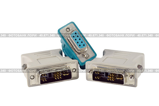 Компьютерные переходные разъемы - адаптеры. DVI to VGA adapter. Стоковое фото, фотограф Татьяна Д / Фотобанк Лори