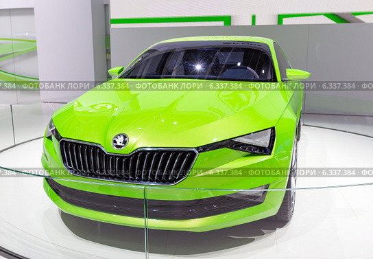 Концептуальный лифтбек Skoda Vision С. ММАС 2014. Редакционное фото, фотограф Сергей Лаврентьев / Фотобанк Лори