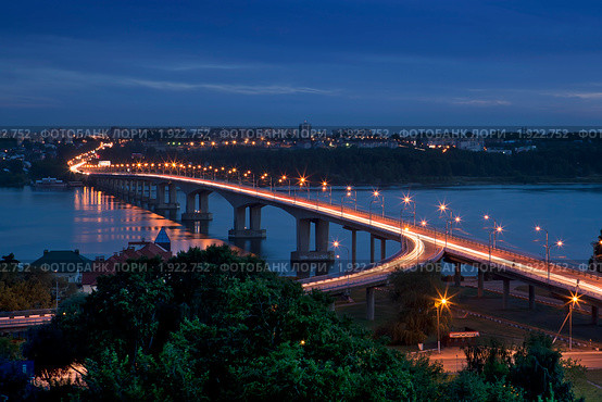 Кострома. Мост над Волгой. (2010 год). Стоковое фото, фотограф Вадим Морозов / Фотобанк Лори