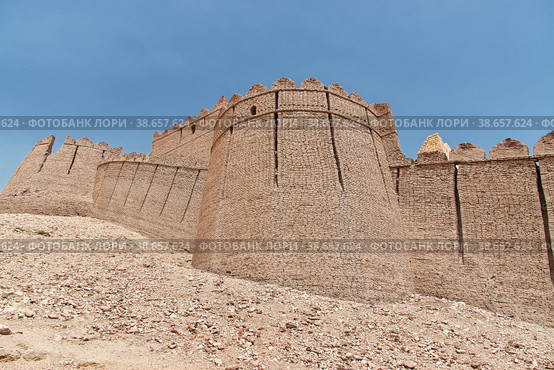 Kot Diji Fort, Fortress Ahmadabad in Khairpur District, Pakistan (2021 год). Стоковое фото, фотограф Сергей Стрелков / Фотобанк Лори