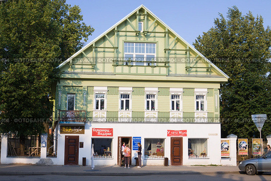 Красивое здание в стиле северного модерна в Костроме (2014 год). Редакционное фото, фотограф Солодовникова Елена / Фотобанк Лори