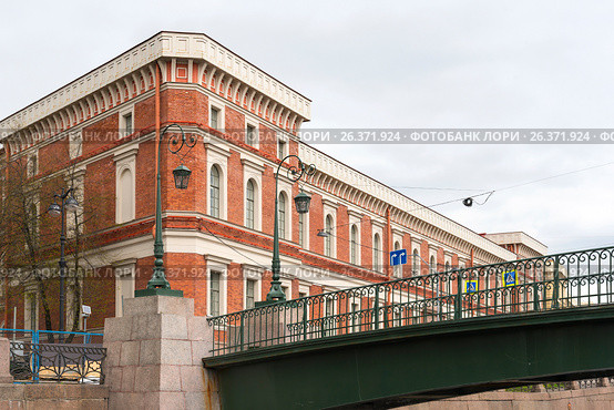 Краснофлотский мост и Крюковские казармы (Флотский экипаж). Санкт-Петербург (2017 год). Стоковое фото, фотограф Александр Щепин / Фотобанк Лори