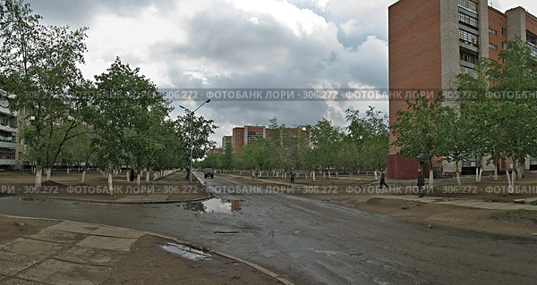 Краснокаменск после дождя (2008 год). Стоковое фото, фотограф Геннадий Соловьев / Фотобанк Лори