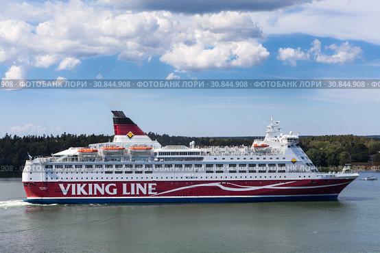 Круизный паром MS Amorella компании Viking Line в Балтийском море (2018 год). Редакционное фото, фотограф Кекяляйнен Андрей / Фотобанк Лори