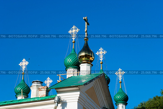 Купола Церкви Благовещения Пресвятой Богородицы Никольского монастыря. Переславль-Залесский (2015 год). Стоковое фото, фотограф Александр Щепин / Фотобанк Лори