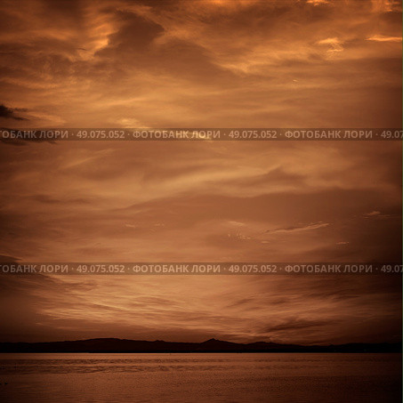 La Albufera lake sunset in El Saler of Valencia at Spain. Стоковое фото, агентство Ingram Publishing / Фотобанк Лори