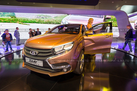 Lada Xray Concept. Московский международный автомобильный салон 2014. Редакционное фото, фотограф Сергей Лаврентьев / Фотобанк Лори