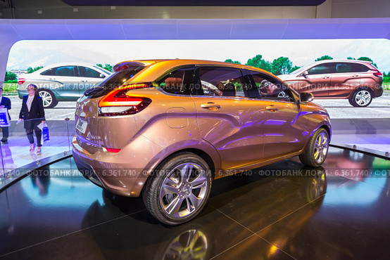 Lada Xray Concept. Московский международный автомобильный салон 2014. Редакционное фото, фотограф Сергей Лаврентьев / Фотобанк Лори