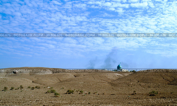 Landscape with the Mosque on the place of the prophet Abraham birth Borsippa, Babil, Iraq (2011 год). Стоковое фото, фотограф Сергей Майоров / Фотобанк Лори