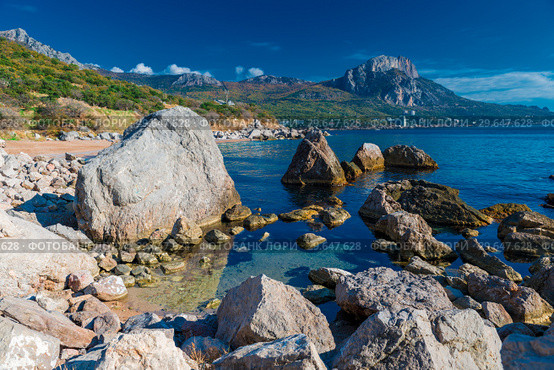 Large stones on the sea, beautiful seascape, Laspi bay, Crimea, Russia (2017 год). Стоковое фото, фотограф Константин Лабунский / Фотобанк Лори