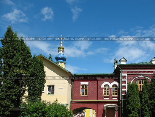 Лазаревский храм Псково-Печерского Свято-Успенского монастыря (2009 год). Стоковое фото, фотограф Заноза-Ру / Фотобанк Лори