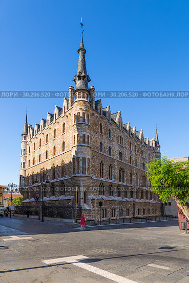 Леон, Испания. Каса де лос Ботинес, 1892 г. (2017 год). Редакционное фото, фотограф Rokhin Valery / Фотобанк Лори
