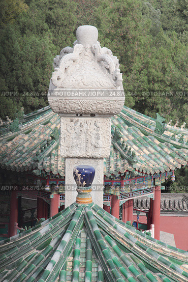 Летний дворцовый парк Йихэюань (Yiheyuan) в Пекине (2015 год). Стоковое фото, фотограф Vladislav Osipov / Фотобанк Лори
