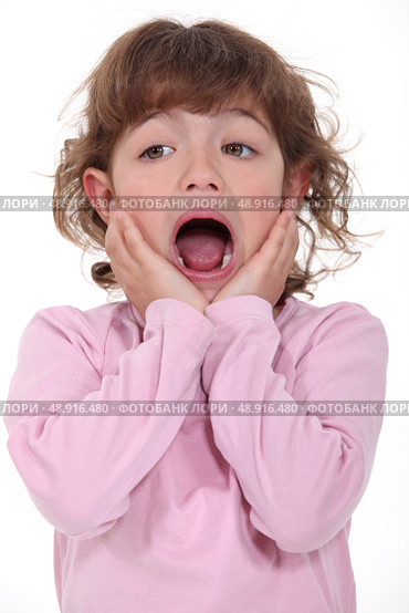Little girl screaming. Стоковое фото, агентство Ingram Publishing / Фотобанк Лори
