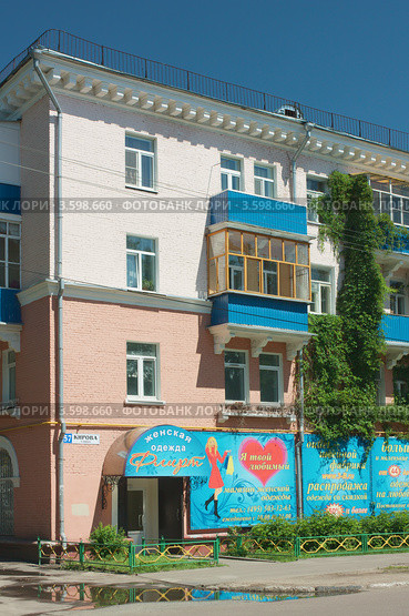 Магазин женской одежды (2012 год). Редакционное фото, фотограф Сергей Ревич / Фотобанк Лори