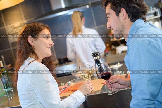 meal in a nice restaurant. Стоковое фото, агентство Ingram Publishing / Фотобанк Лори
