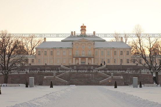 Меньшиковский дворец. Ораниенбаум (2012 год). Редакционное фото, фотограф Литвяк Игорь / Фотобанк Лори