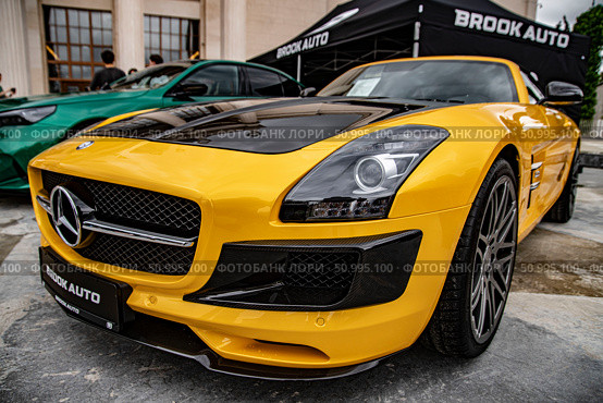 Мерседес SLS AMG. Редакционное фото, фотограф Сергей Чупахин / Фотобанк Лори