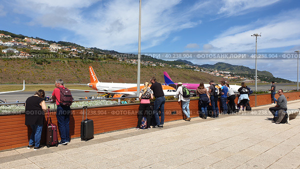 Международный аэропорт Мадейры имени Криштиану Роналду (Madeira Airport). Санта-Круш, Мадейра, Португалия (2023 год). Редакционное фото, фотограф lana1501 / Фотобанк Лори