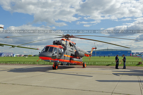 Международный авиационно-космический салон МАКС-2019. Ми-8 АМТШ - российский транспортно-штурмовой вертолет. Редакционное фото, фотограф Игорь Долгов / Фотобанк Лори