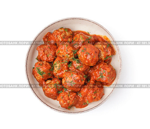 Миска вкусных фрикаделек с соусом на белом фоне. Стоковое фото, фотограф Pixel_shot / Фотобанк Лори