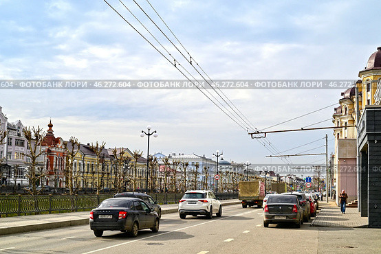 Многоквартирные жилые дома в Казани, Право-Булачная улица (2024 год). Редакционное фото, фотограф Александр Тараканов / Фотобанк Лори