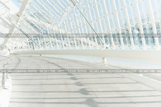 modern bridge. Стоковое фото, агентство Ingram Publishing / Фотобанк Лори