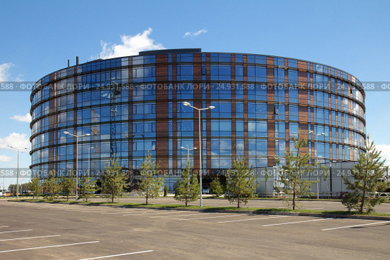 Modern building in It-village in Kazan district - Innopolis city, Russia (2015 год). Стоковое фото, фотограф Нелли Сабитова / Фотобанк Лори