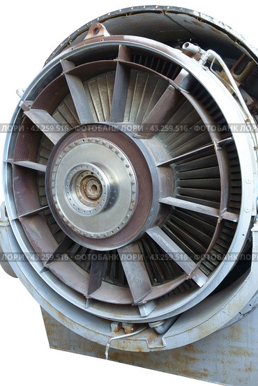 Морской корабельный турбовальный двигатель на белом фоне. Marine ship turboshaft engine on a white background. Стоковое фото, фотограф Татьяна Д / Фотобанк Лори