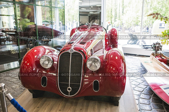 MOSCOW Region, RUSSIA - May 11, 2024: Alfa Romeo 8C2900B sports retrocar at Europe's largest Vadim Zadorozhny Museum of Transport. Редакционное фото, фотограф Photojuli / Фотобанк Лори