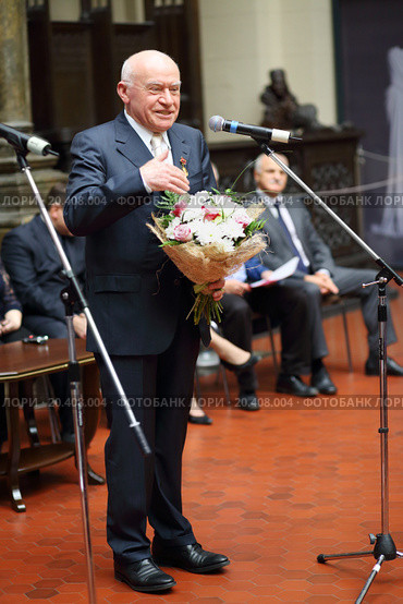 MOSCOW, RUSSIA - NOV 18, 2013: Leo Bokeria (Academician of RAMN, RAN, Director of Scientific Center of Cardiovascular Surgery) at ceremony on Gold Medal of Lev Nikolayev in Pushkin Museum. Редакционное фото, фотограф Losevsky Pavel / Фотобанк Лори